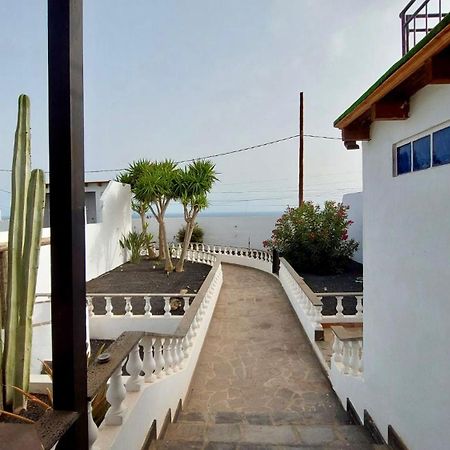 Lanzarote Hostel อาร์เรซิเฟ ภายนอก รูปภาพ