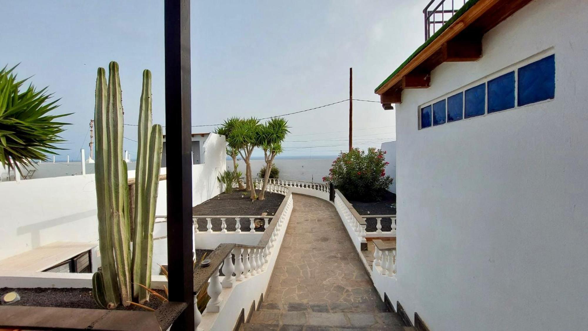Lanzarote Hostel อาร์เรซิเฟ ภายนอก รูปภาพ